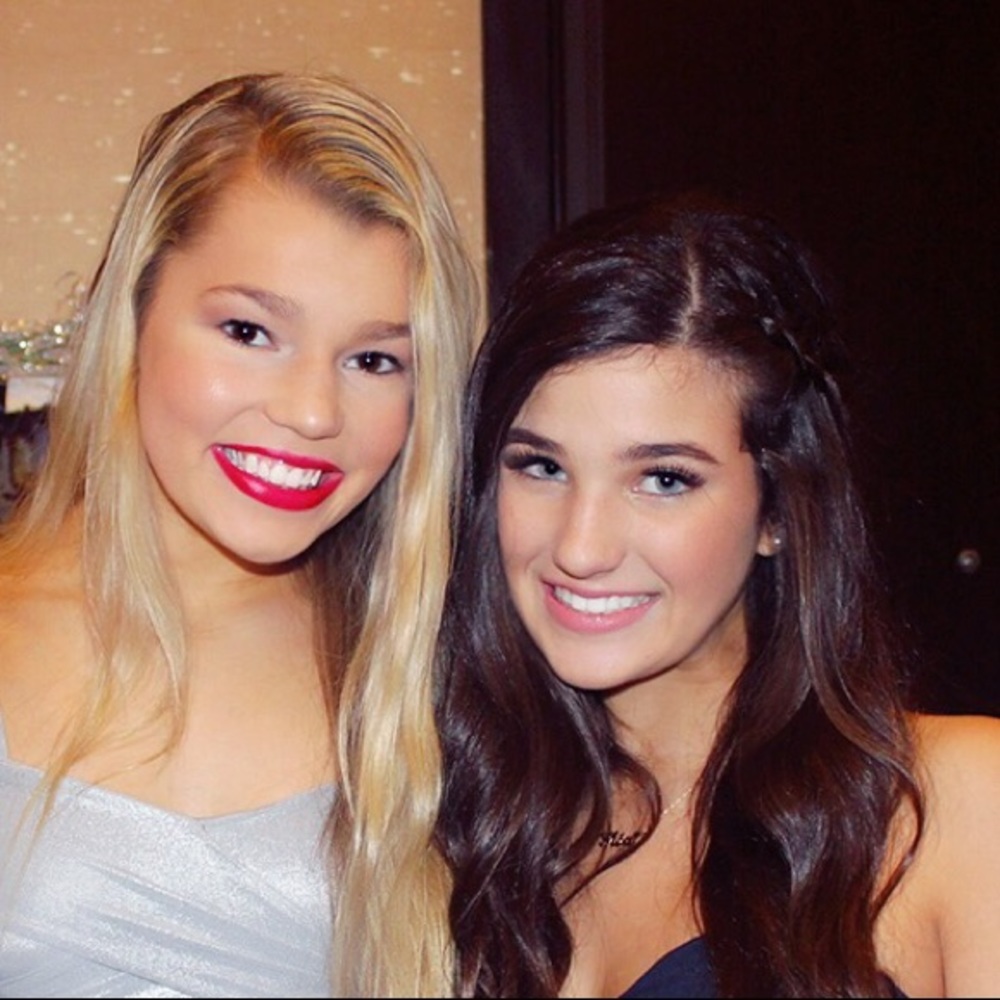 Meet your Posher, Mia